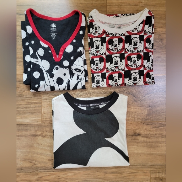 Disney Tops - Disney bundle, color black, white, red, size XS, S, M